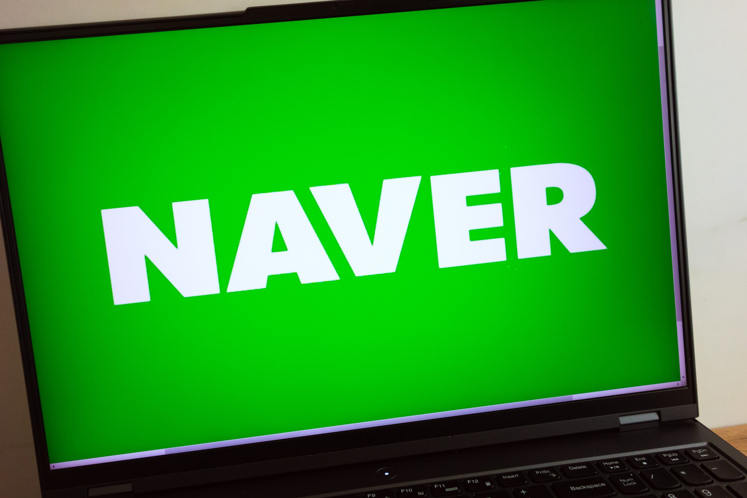 كيفية إنشاء حساب نافر (Naver) وأفضل طرق استخدامه